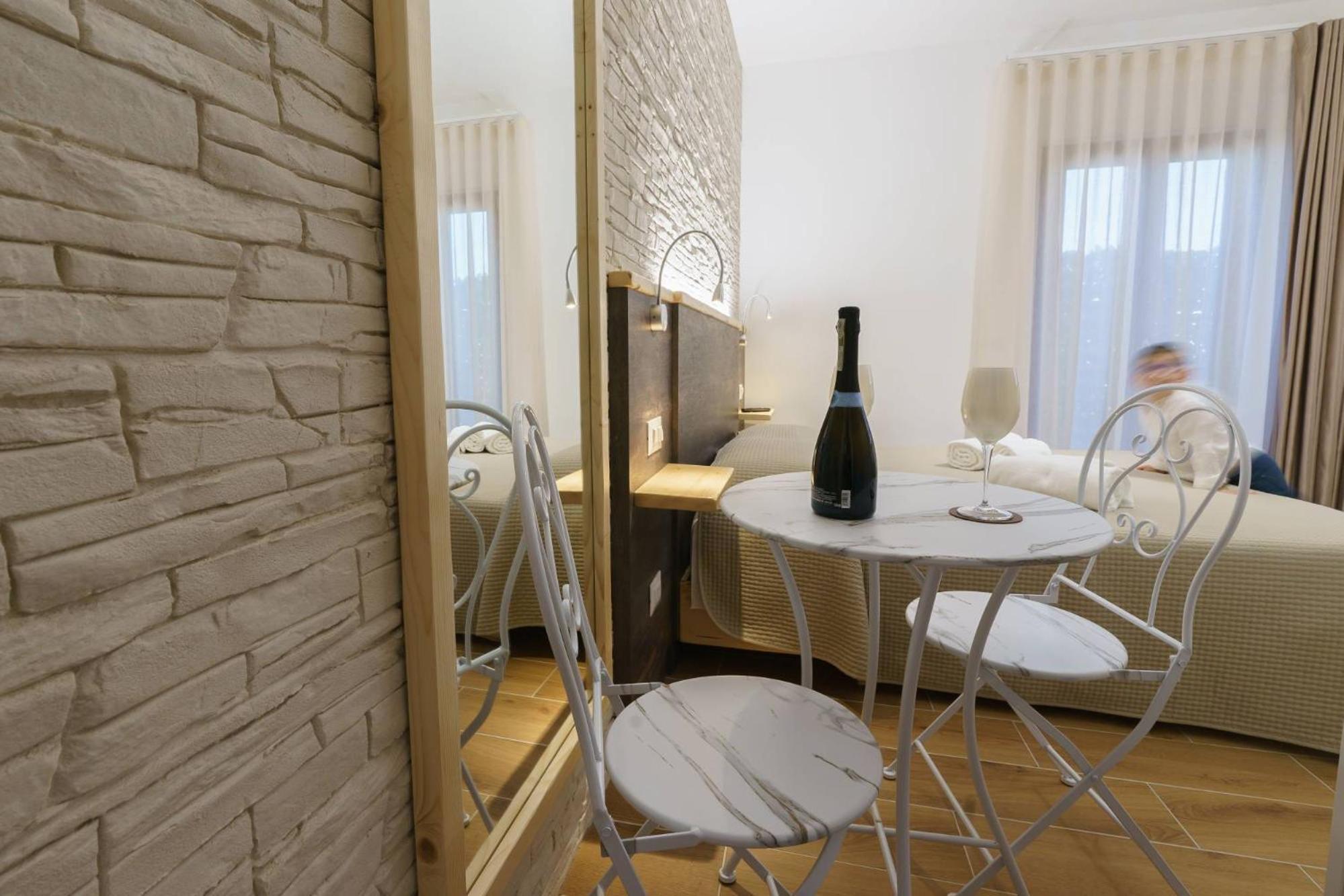 Chalet N5 Guest House 卡坦扎罗 外观 照片