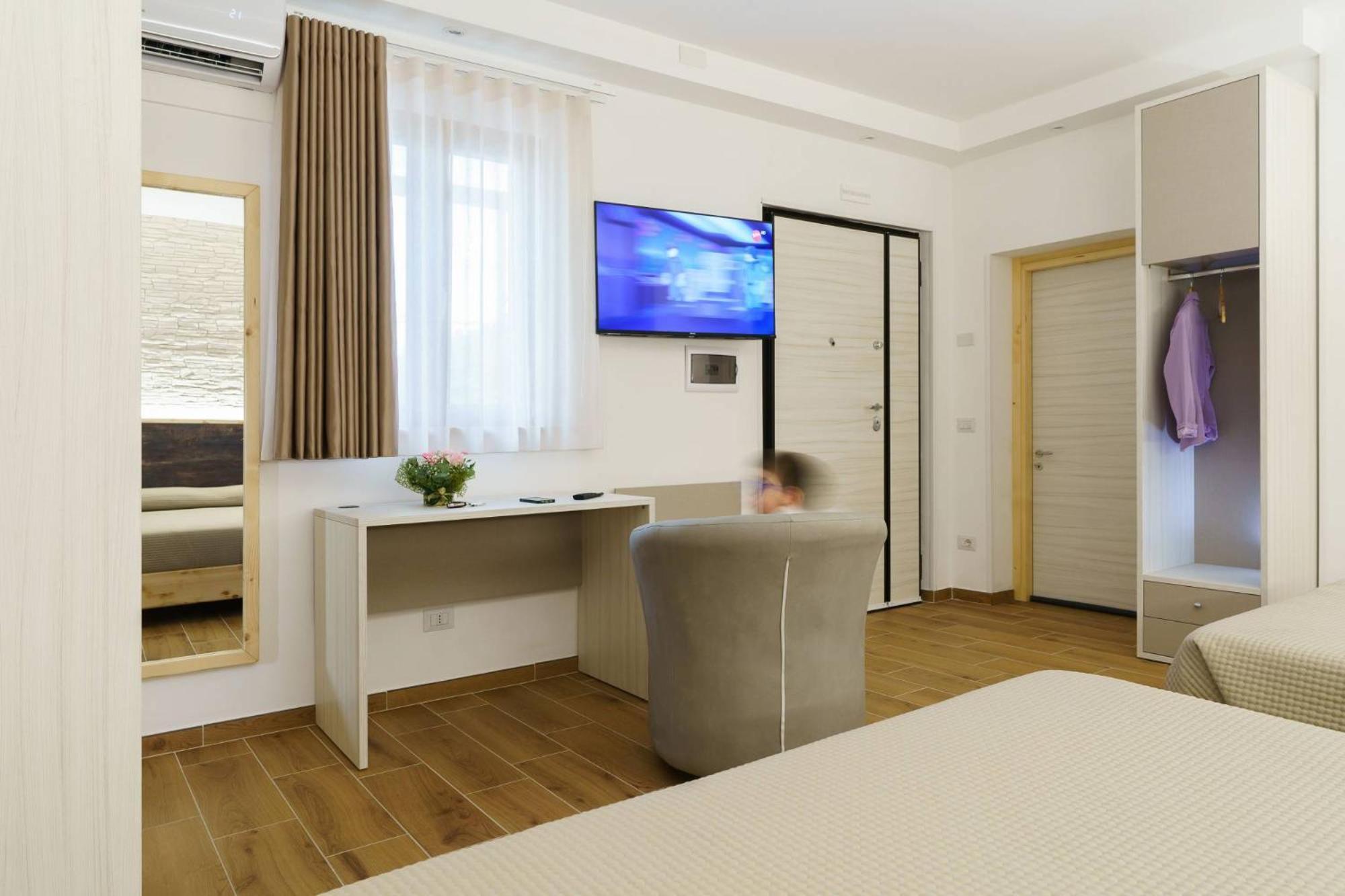 Chalet N5 Guest House 卡坦扎罗 外观 照片